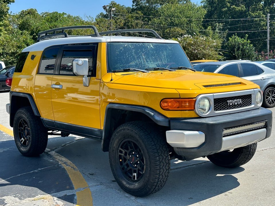 Toyota FJ Cruiser photo 3