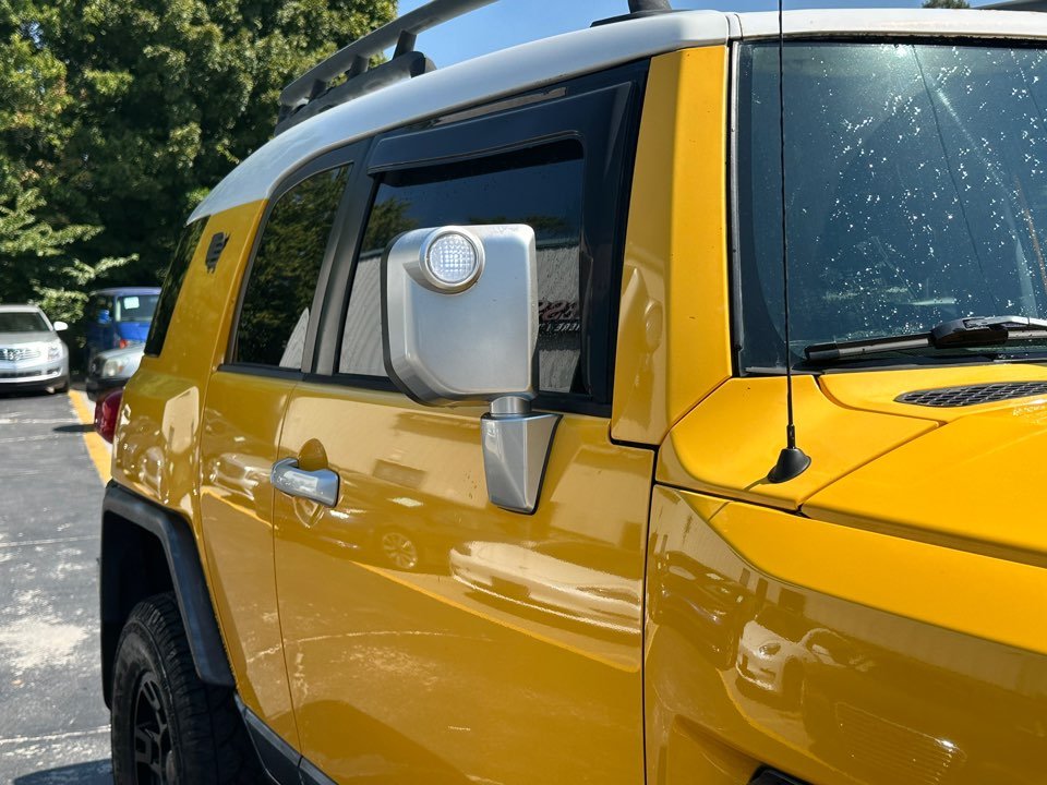 Toyota FJ Cruiser photo 6