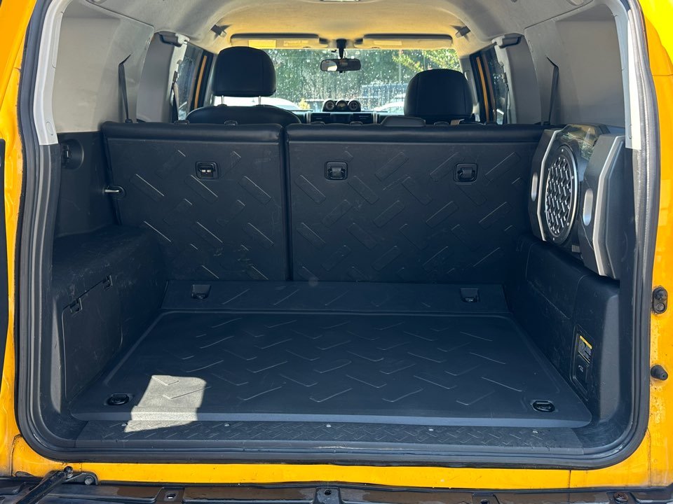 Toyota FJ Cruiser photo 10