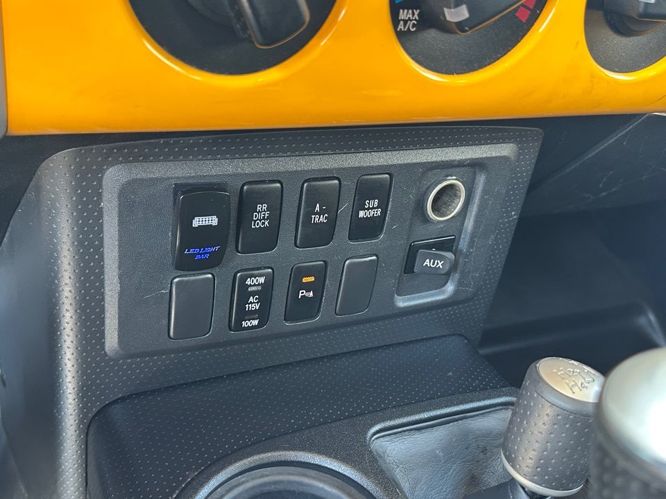 Toyota FJ Cruiser photo 18