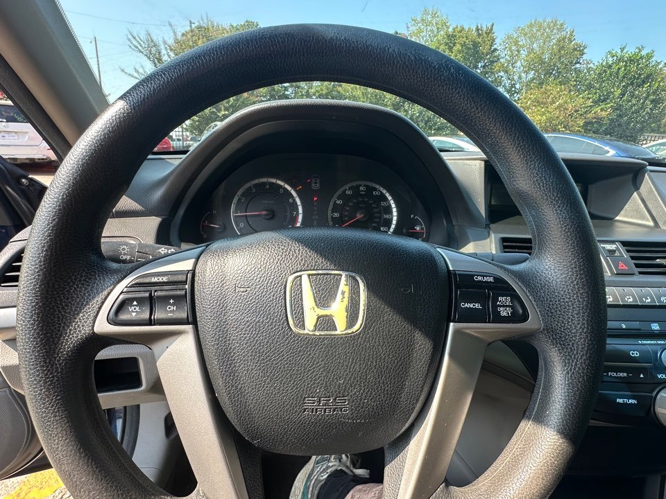 Honda Accord photo 14
