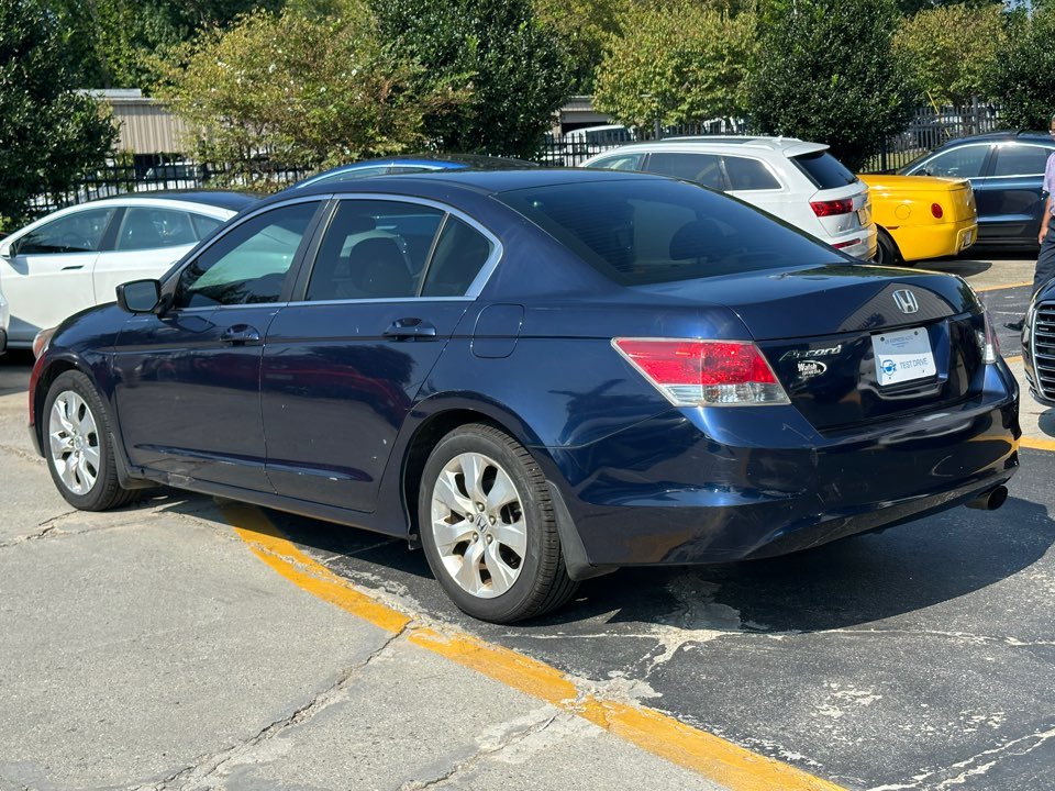 Honda Accord photo 9