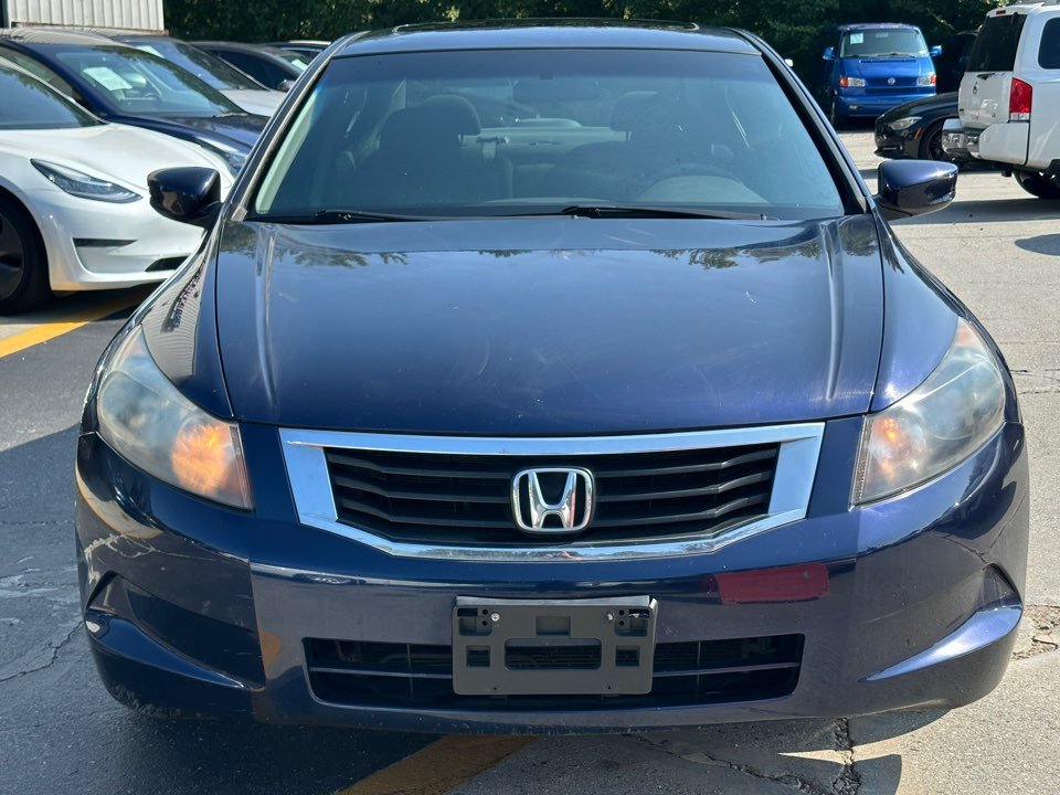 Honda Accord photo 2