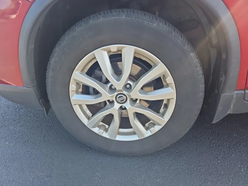 Nissan Rogue photo 7