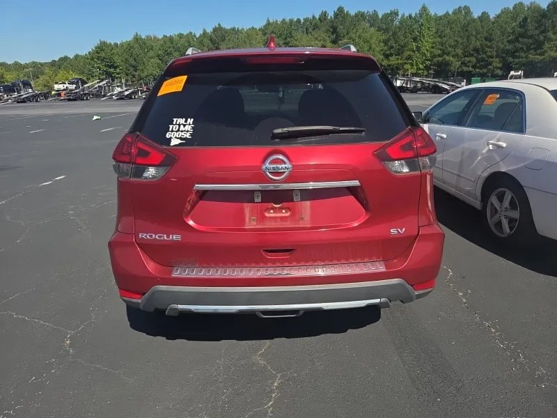 Nissan Rogue photo 5