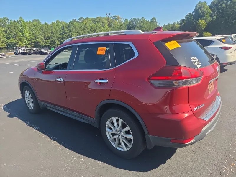 Nissan Rogue photo 6
