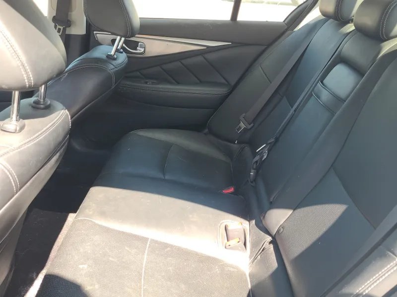 Infiniti Q50 photo 13
