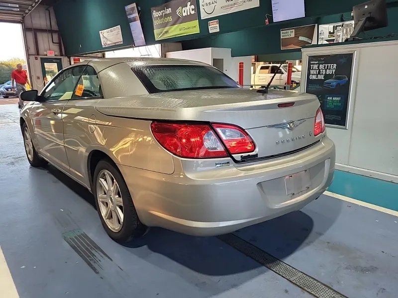Chrysler Sebring photo 4