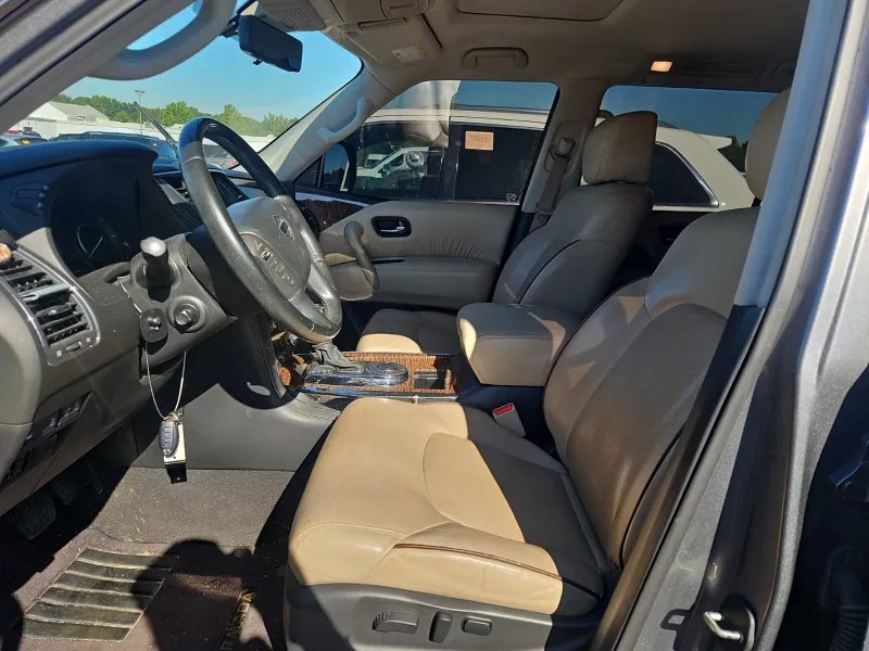Nissan Armada photo 10