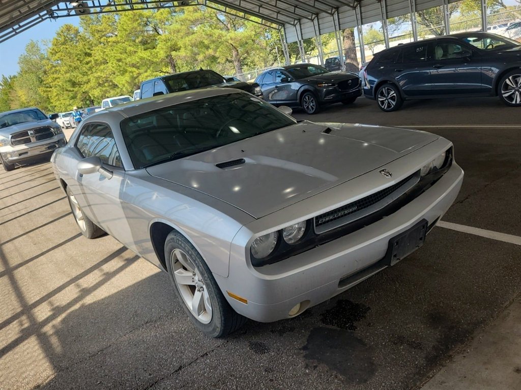 Dodge Challenger photo 3
