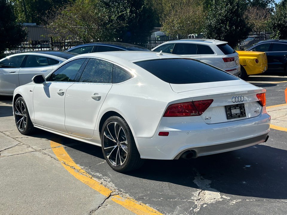 Audi A7 photo 9