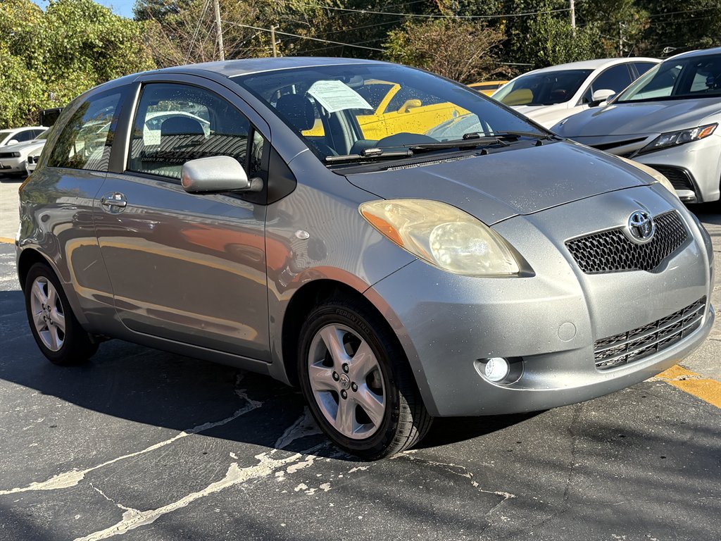Toyota Yaris photo 3