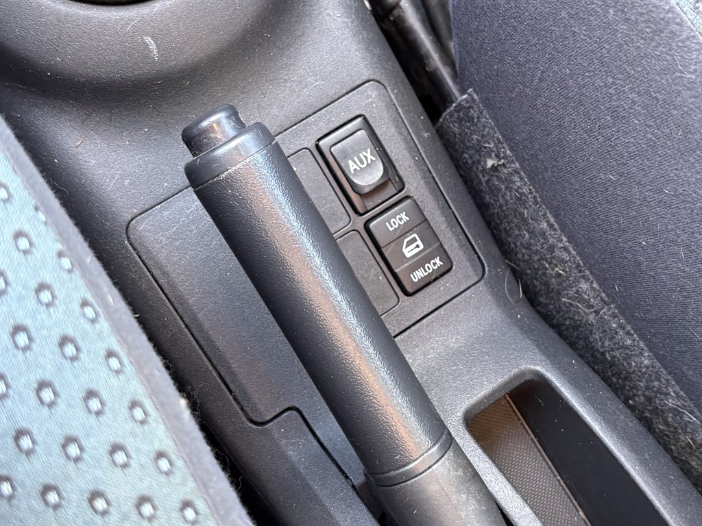 Toyota Yaris photo 19