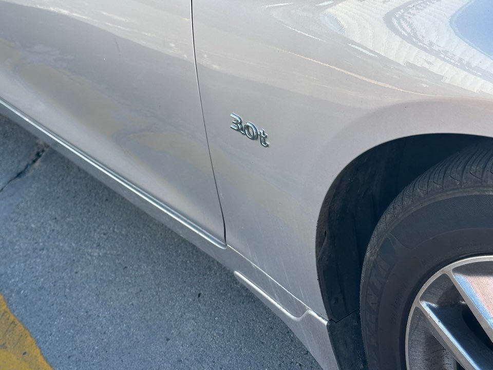 Infiniti Q50 photo 7
