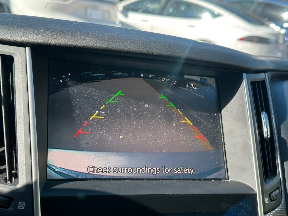 Infiniti Q50 photo 20