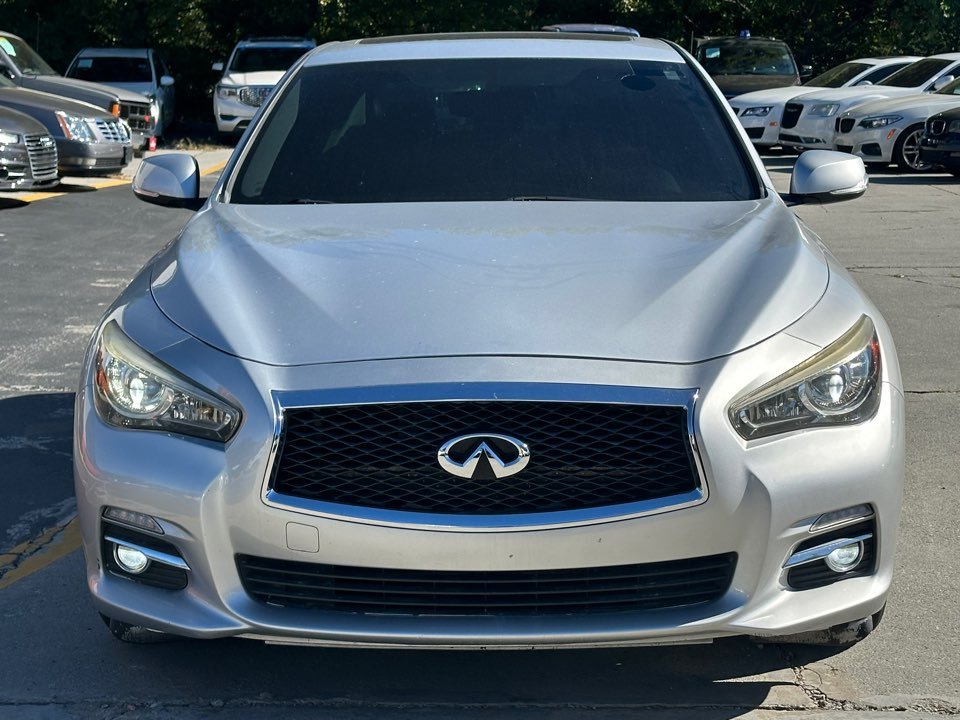 Infiniti Q50 photo 2