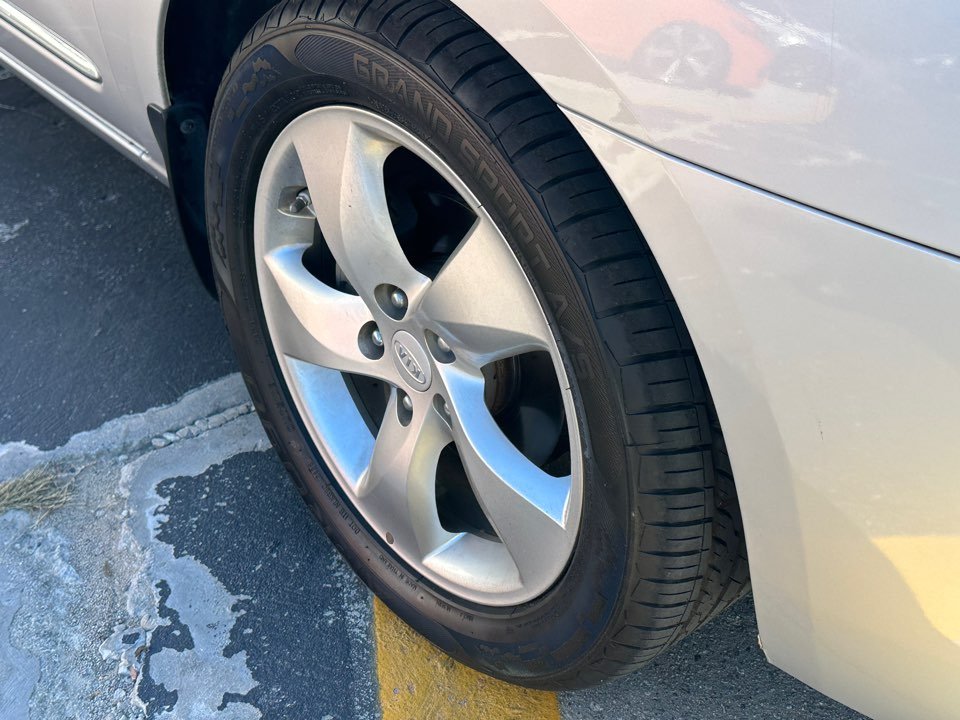 Kia Rondo photo 5