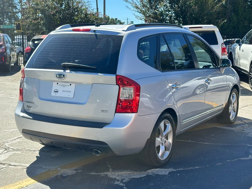 Kia Rondo photo 7