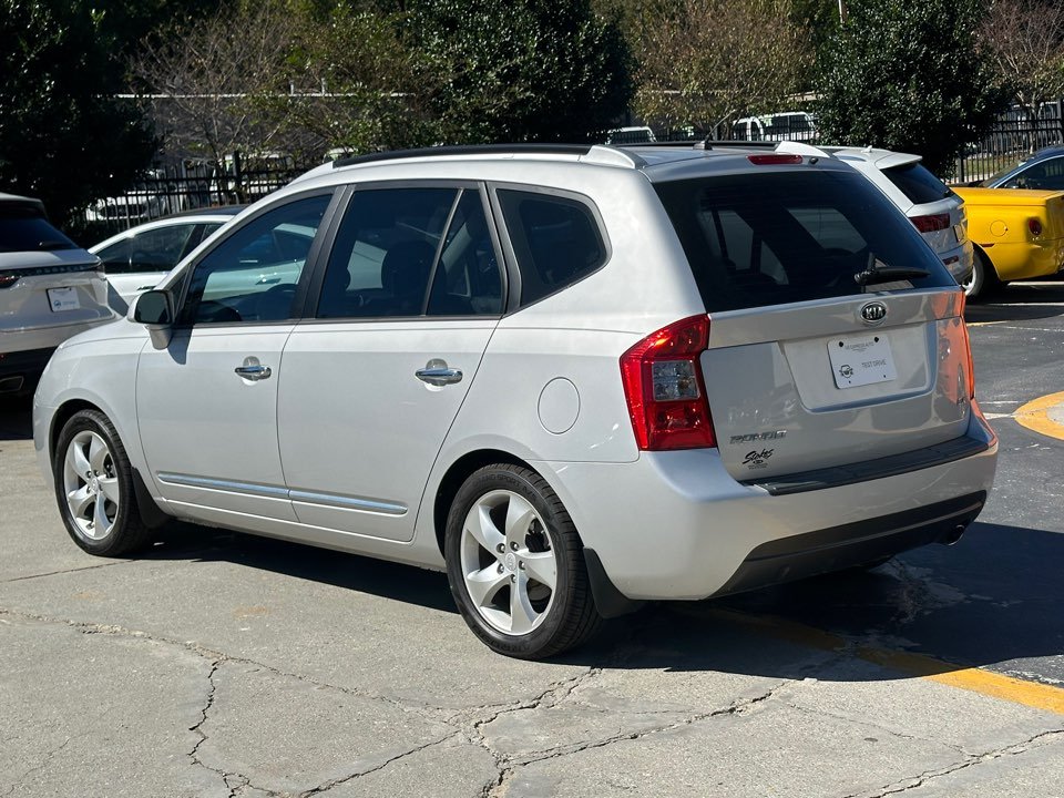 Kia Rondo photo 9