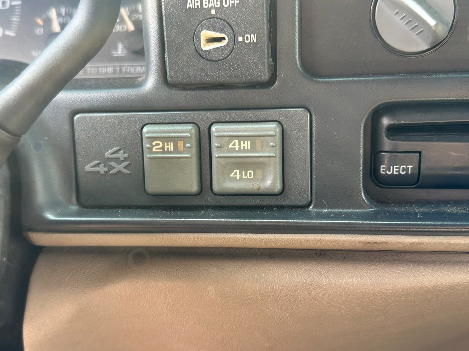 Chevrolet C/K1500 photo 17