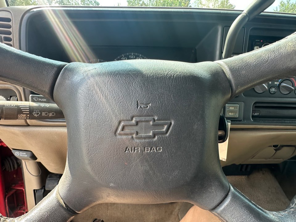 Chevrolet C/K1500 photo 14