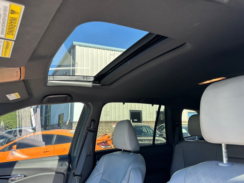 Honda Passport photo 26