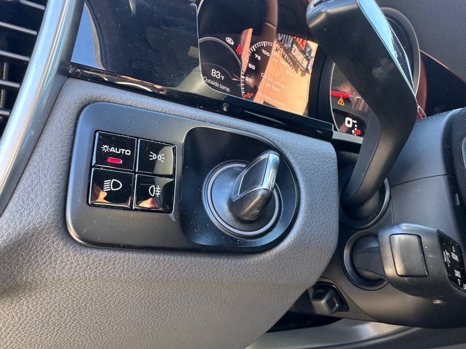 Porsche Cayenne photo 16