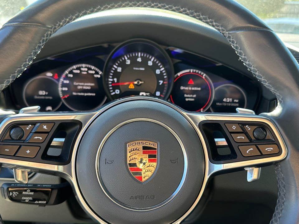 Porsche Cayenne photo 18