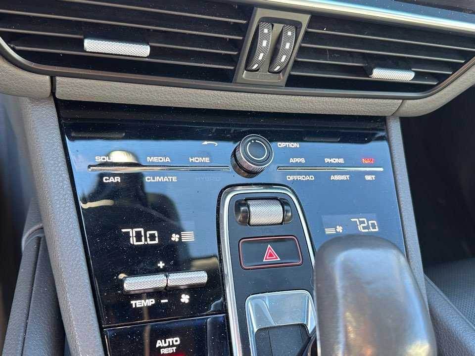 Porsche Cayenne photo 22