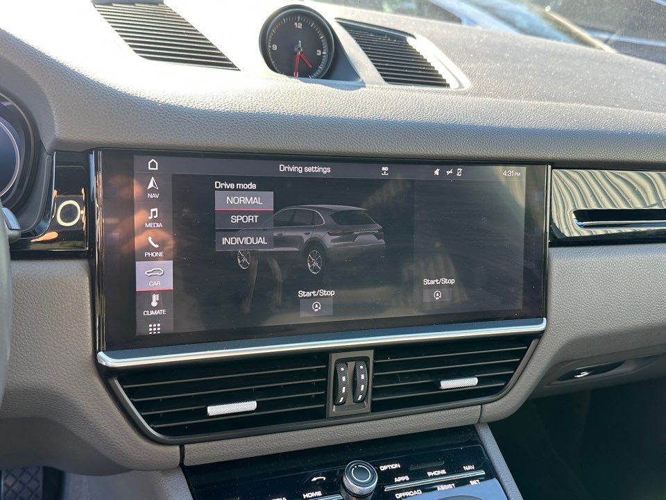 Porsche Cayenne photo 19