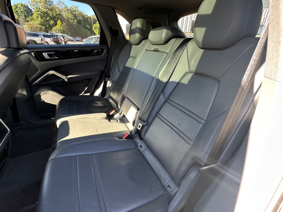 Porsche Cayenne photo 27