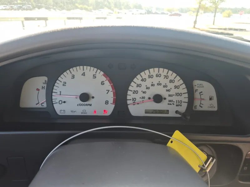 Toyota Tacoma photo 12