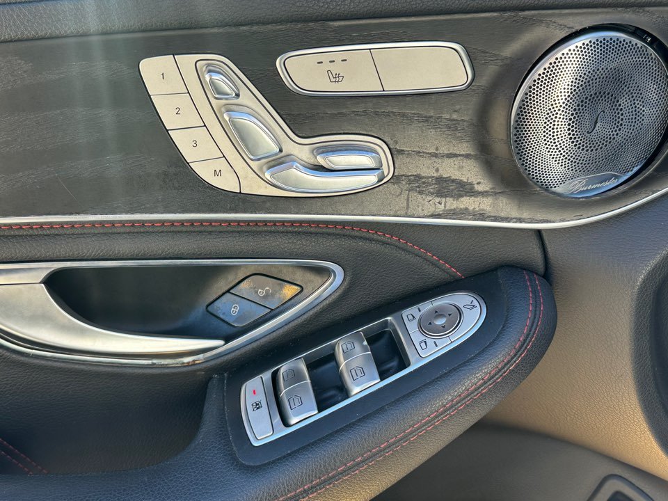 Mercedes-Benz C-Class photo 10