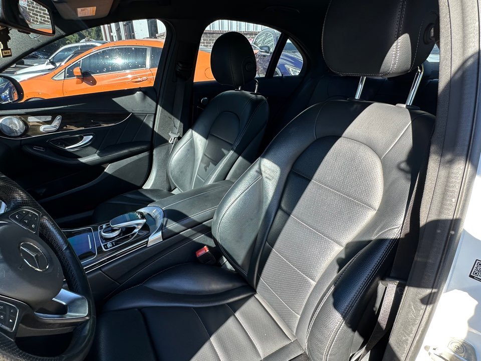 Mercedes-Benz C-Class photo 13