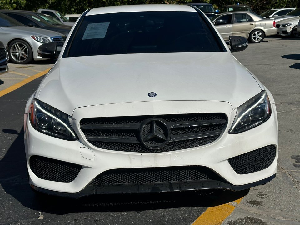 Mercedes-Benz C-Class photo 2