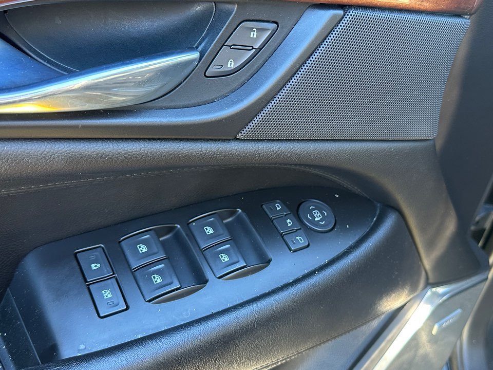 Cadillac Escalade photo 13