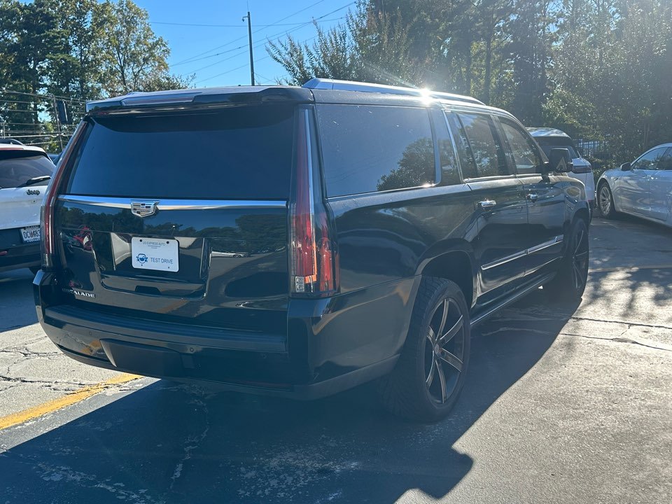 Cadillac Escalade photo 7