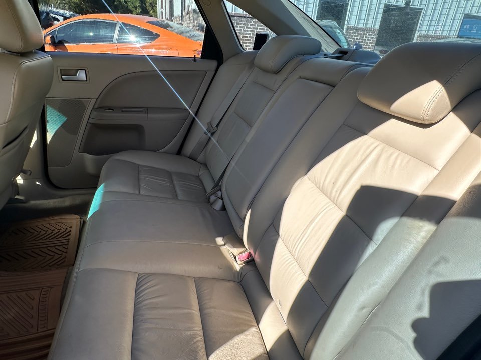 Ford Five Hundred photo 22