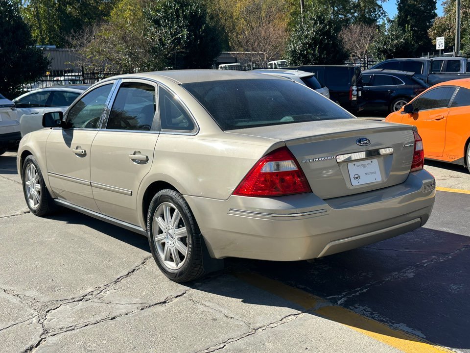 Ford Five Hundred photo 9