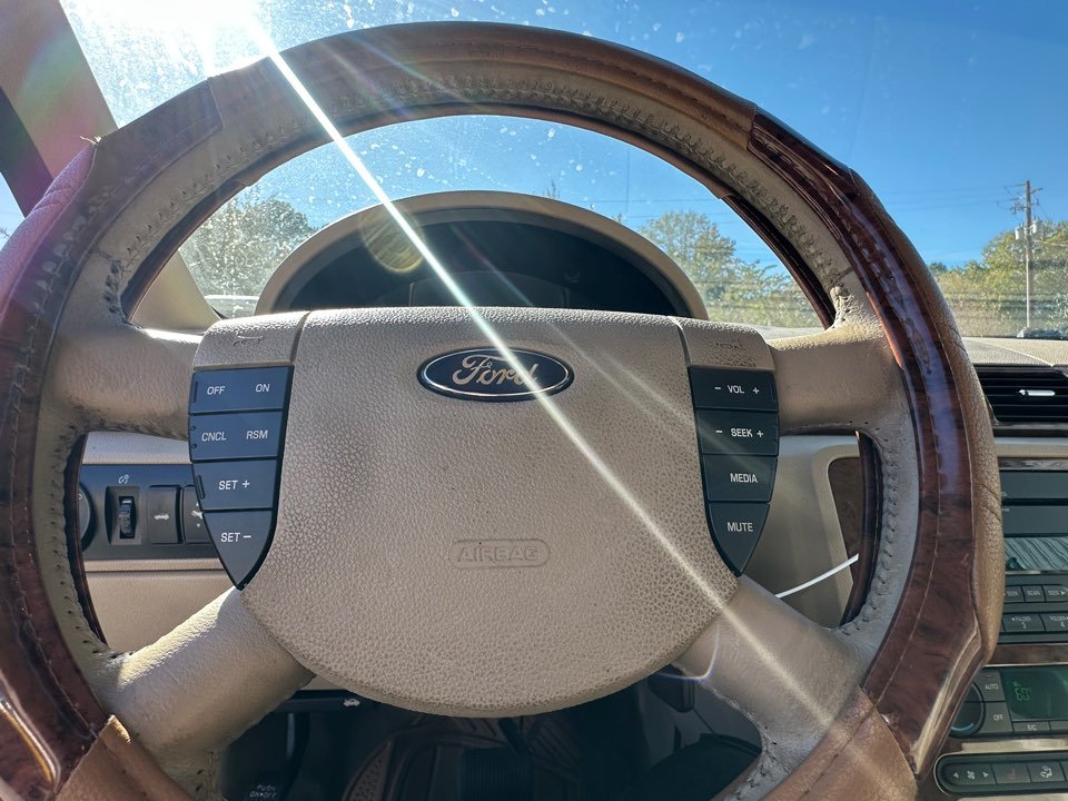 Ford Five Hundred photo 14