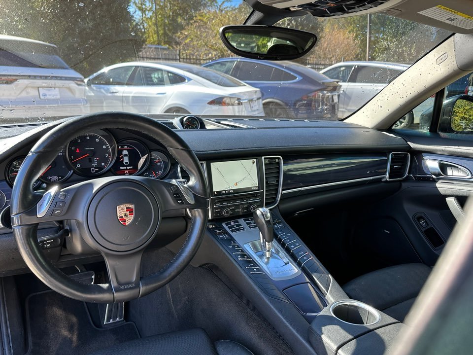 Porsche Panamera photo 27