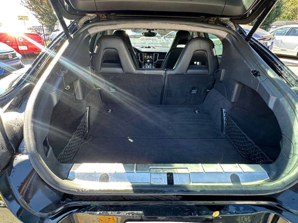 Porsche Panamera photo 10