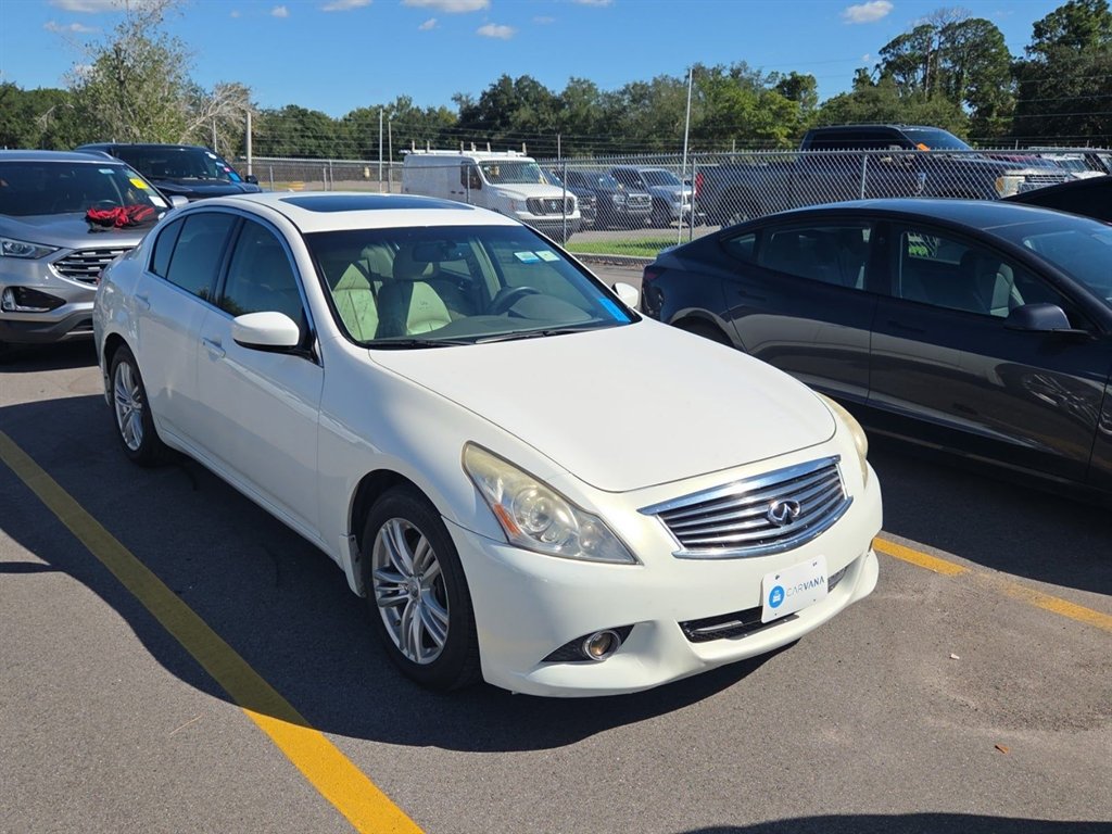 Infiniti G37 photo 3