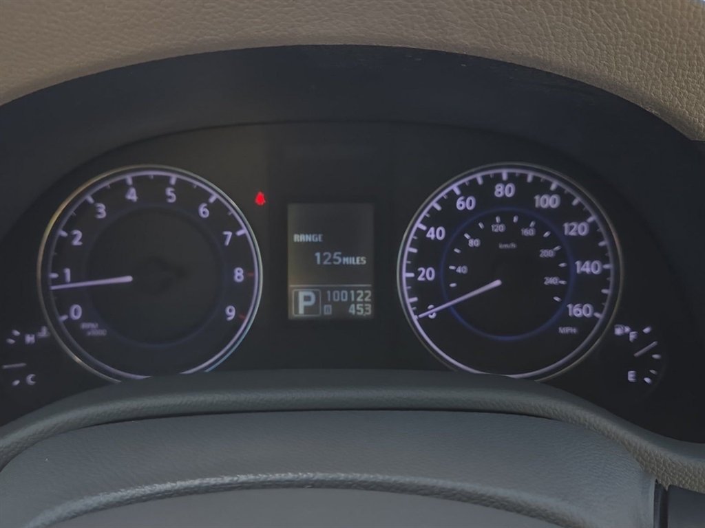 Infiniti G37 photo 12