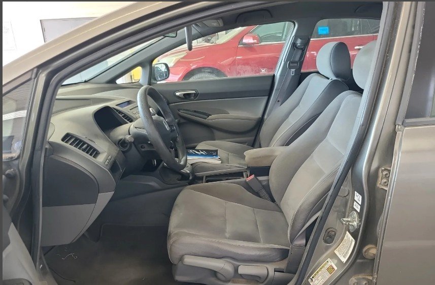 Honda Civic photo 2