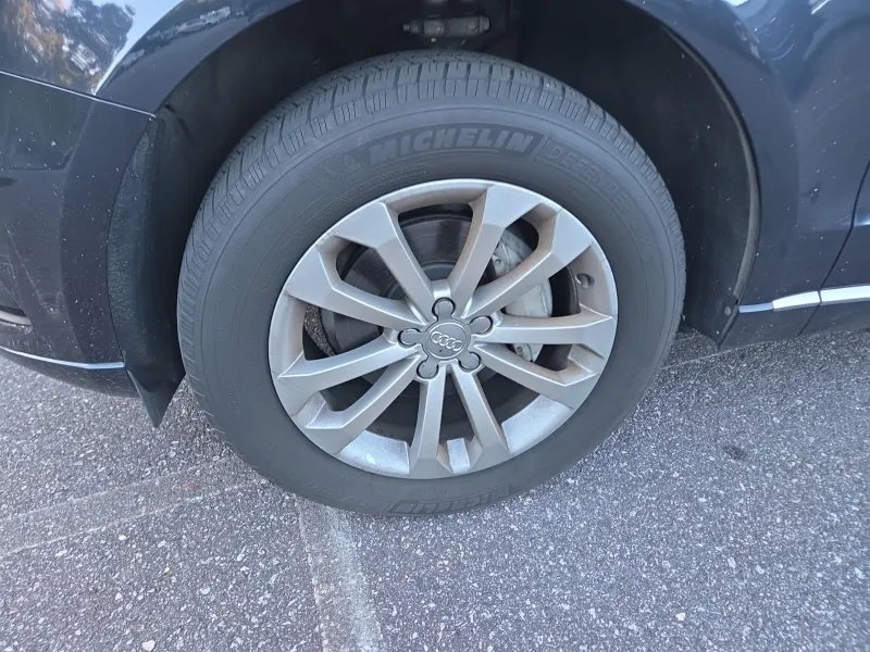 Audi Q5 photo 11